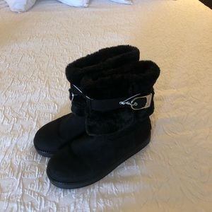 Guess winter booties